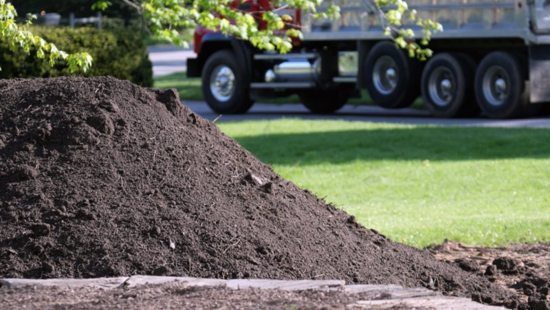 Soil Delivery 800X451px LS