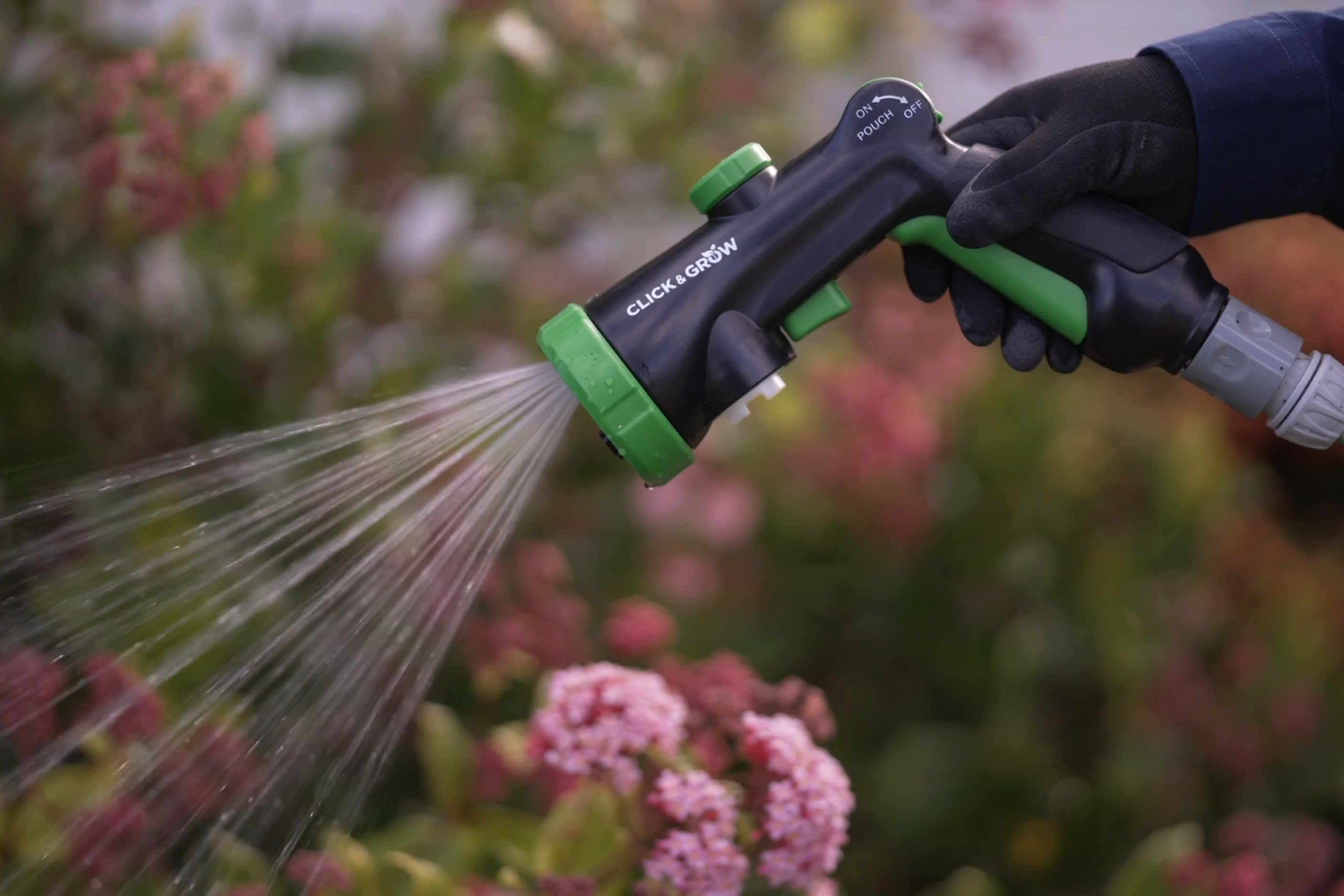 Easy ways to save water in the garden